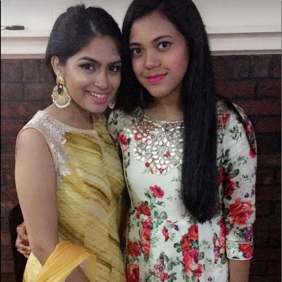 Pink salwar kamiz/gown - Picture 1 of 5